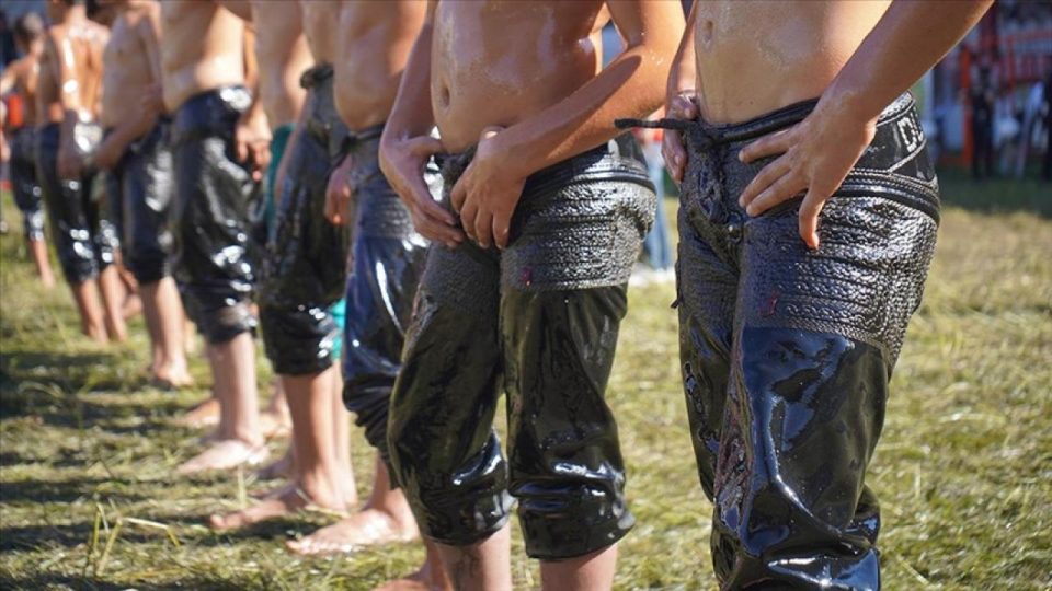 Kırkpınar’da baş boyunda güreşecek 24 başpehlivan belli oldu