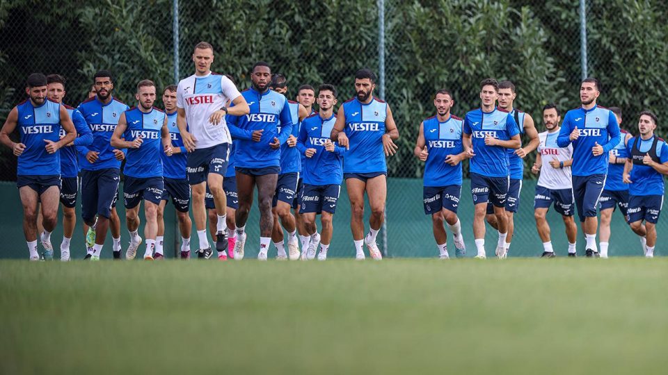 Trabzonspor geleceğe umutla bakıyor